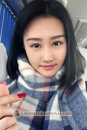 165229 - Yiyi Age: 30 - China