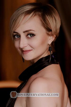 186387 - Viktoriya Age: 41 - Ukraine