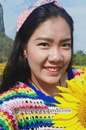 197424 - Amornrat (Earn) Age: 25 - Thailand