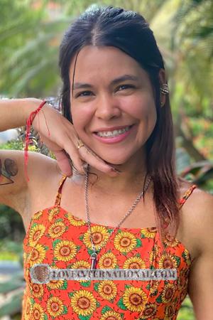 224618 - Yeimy Age: 33 - Colombia