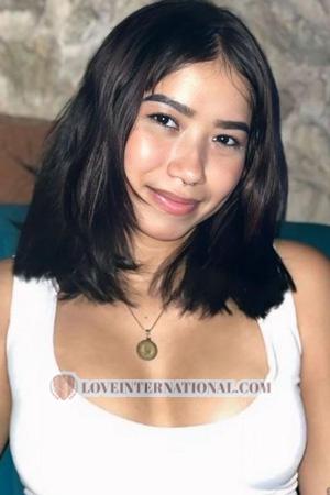225367 - Jade Age: 19 - Colombia