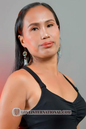 227135 - Rosalyn Age: 35 - Philippines
