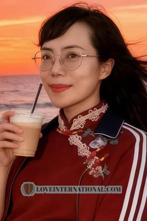 227218 - Emily Age: 63 - China