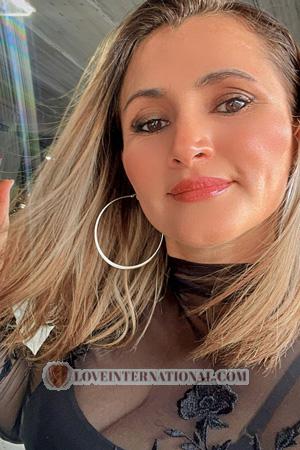 227772 - Jessica Age: 43 - Costa Rica
