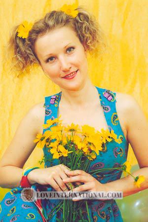 58872 - Natasha Age: 35 - Ukraine