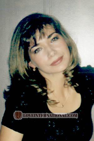 64282 - Galina Age: 37 - Russia